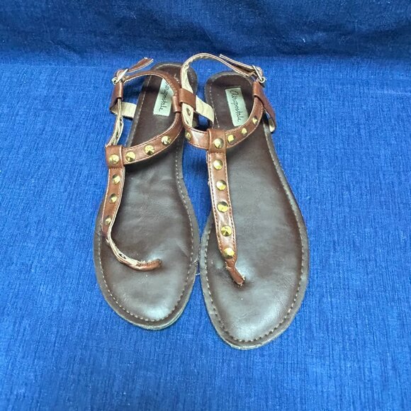 Brown Aeropostale embellished sandals SZ 10 - Picture 2 of 5